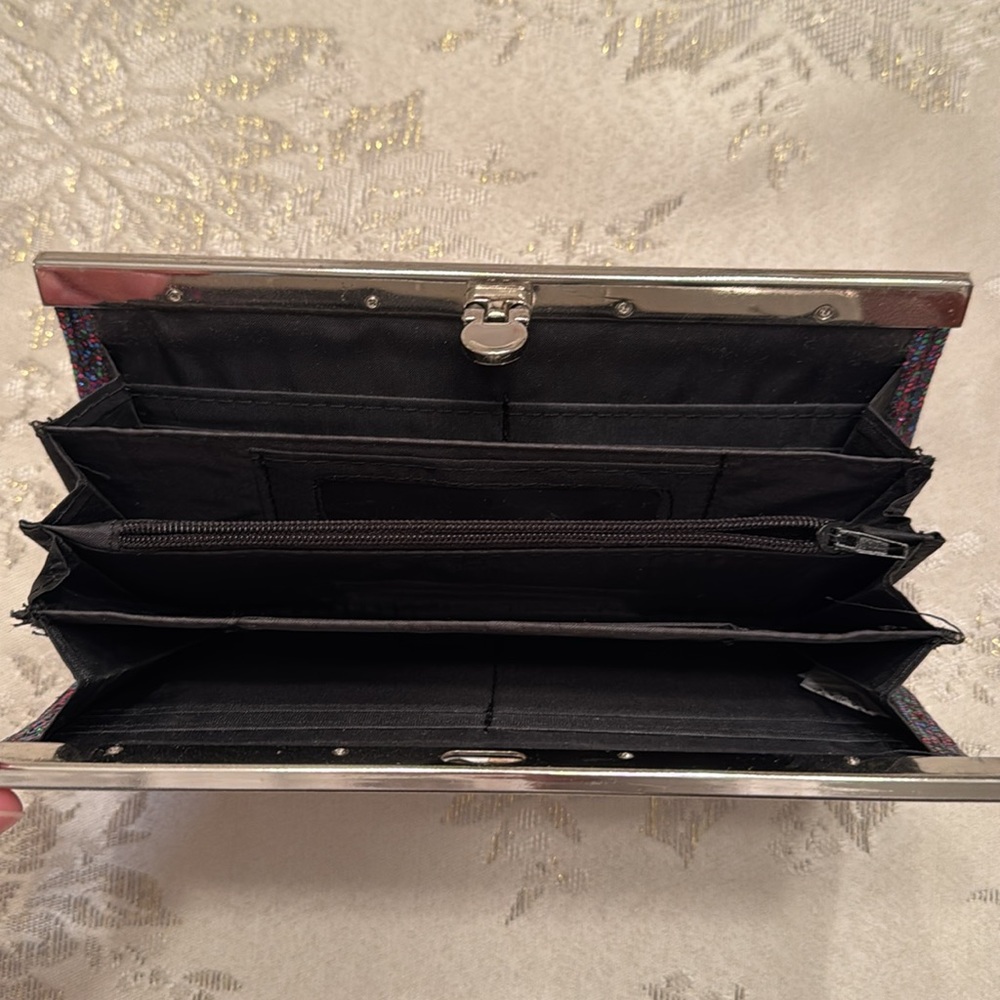Wallet - Picture 2 of 7